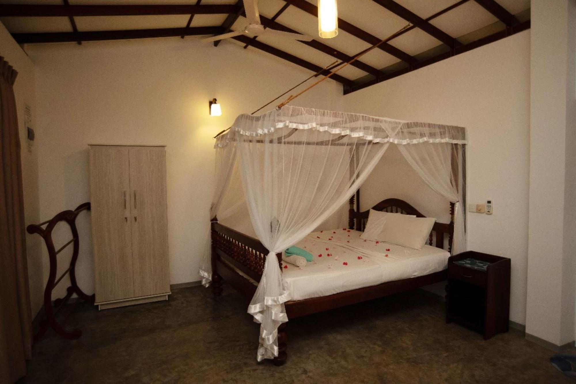 Villa Mihindi ฮิกคาดูวา ภายนอก รูปภาพ